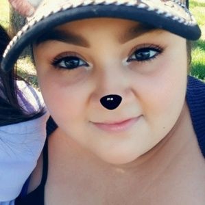 Meet your Posher, Jennyfer